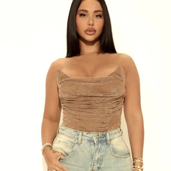 Sarina Taupe Elegant Strapless Bodysuit NEW 🏷️ - Picture 3 of 8